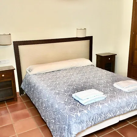 Landhuis Casa Roble *